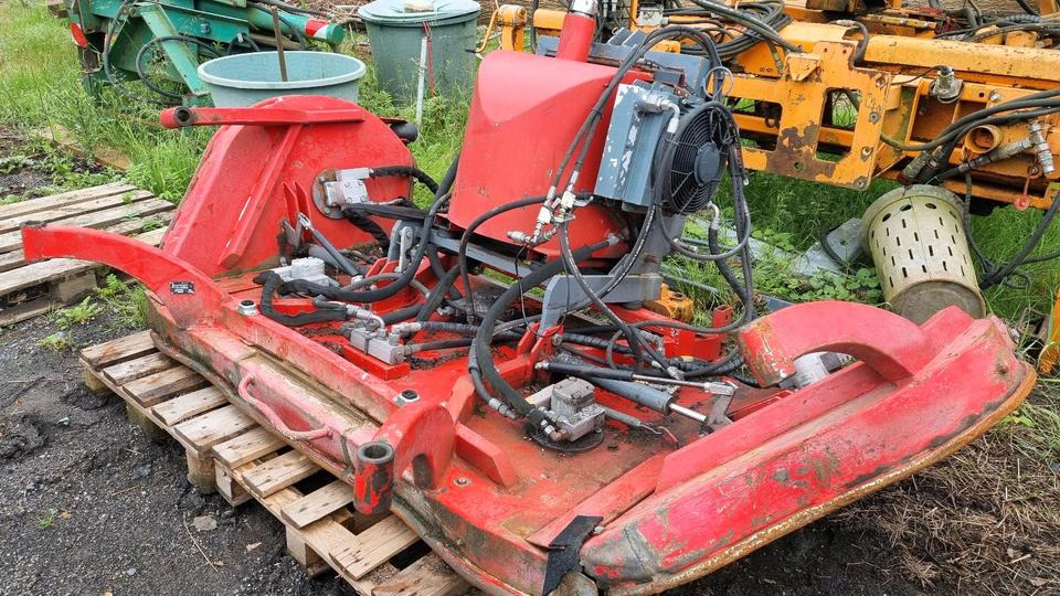 Loipfinger T320KLM Mähwerk Mulchgerät Mulchmäher für Aebi Kubota Iseki Deutz Fendt - Gräsklippare: bild 1 Loipfinger T320KLM Mähwerk Mulchgerät Mulchmäher für Aebi Kubota Iseki Deutz Fendt - Gräsklippare: bild 1