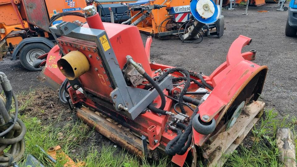 Loipfinger T320KLM Mähwerk Mulchgerät Mulchmäher für Aebi Kubota Iseki Deutz Fendt - Gräsklippare: bild 4 Loipfinger T320KLM Mähwerk Mulchgerät Mulchmäher für Aebi Kubota Iseki Deutz Fendt - Gräsklippare: bild 4
