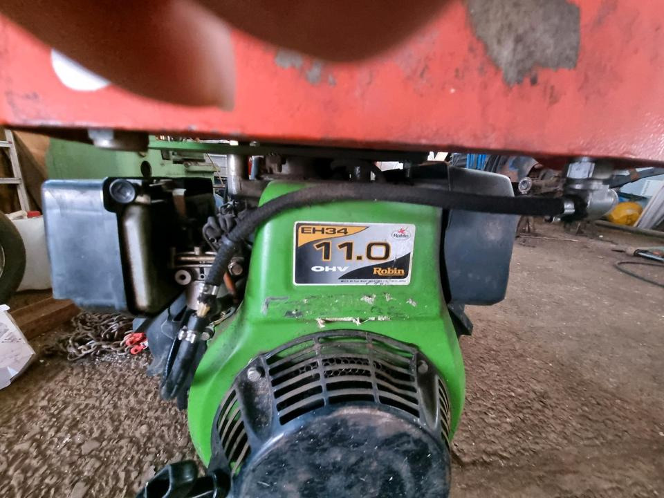 Motormäher Agria 5500 KL Grizzly Böschungsmulcher Hangmäher Reform Aebi Rasenmäher Mähausleger Böschungsmulcher Seitenmulcher Mulchgerät - Gräsklippare: bild 4 Motormäher Agria 5500 KL Grizzly Böschungsmulcher Hangmäher Reform Aebi Rasenmäher Mähausleger Böschungsmulcher Seitenmulcher Mulchgerät - Gräsklippare: bild 4