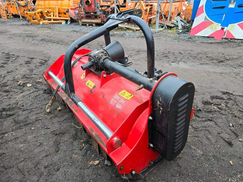 Mulchgerät 160cm Mulchmäher Frontmulchgerät Mulcher Querverschiebung Traktor Kleintraktor Iseki Kubota Seppi - Slagklippare/ Slagslåtter: bild 4 Mulchgerät 160cm Mulchmäher Frontmulchgerät Mulcher Querverschiebung Traktor Kleintraktor Iseki Kubota Seppi - Slagklippare/ Slagslåtter: bild 4