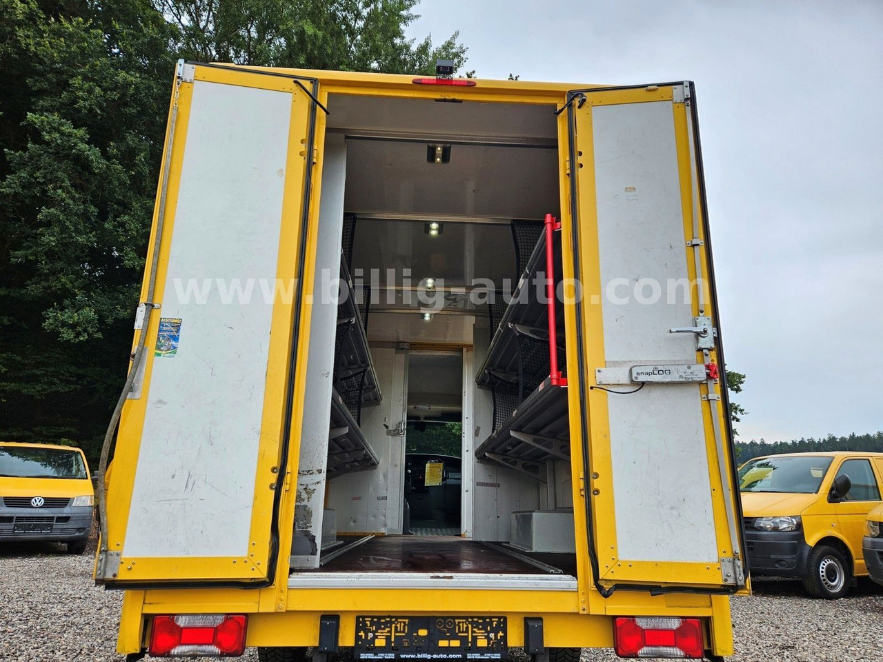 Iveco Daily 1.Hand*EU4* Regale Integralkoffer DHL POST - Matbil: bild 5 Iveco Daily 1.Hand*EU4* Regale Integralkoffer DHL POST - Matbil: bild 5