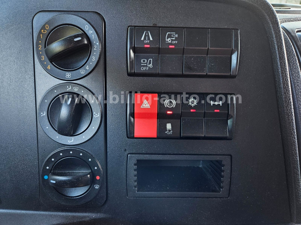 Kapellbil Mercedes-Benz Atego 1327 L * BREMS/SPUR-ASS*DIFF.*LBW*AHK*7.2m: bild 10