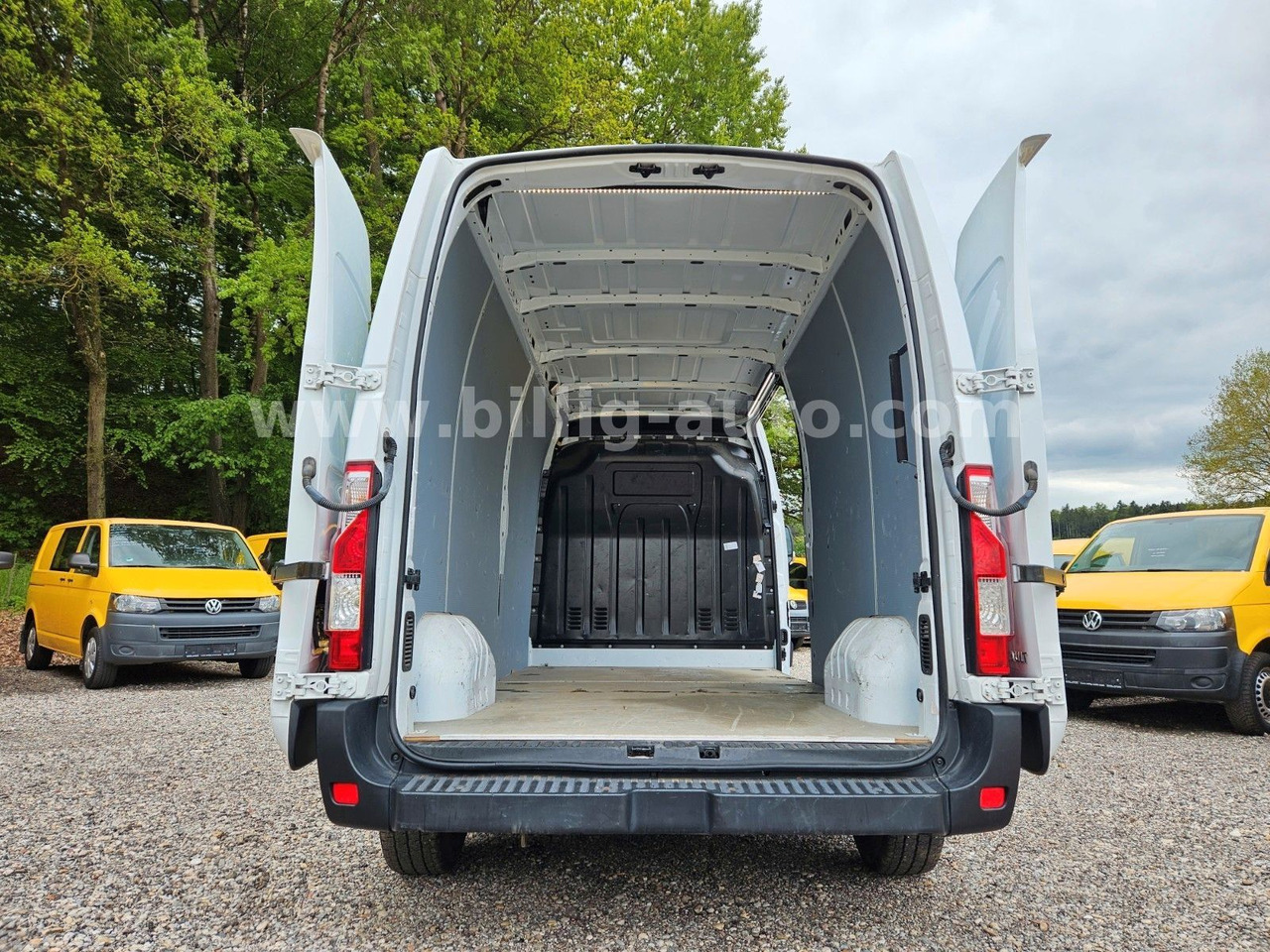 Renault Master EURO 6 *Klima*EU6*Bluetooth*Kamera*MAXI - Persontransport: bild 5 Renault Master EURO 6 *Klima*EU6*Bluetooth*Kamera*MAXI - Persontransport: bild 5
