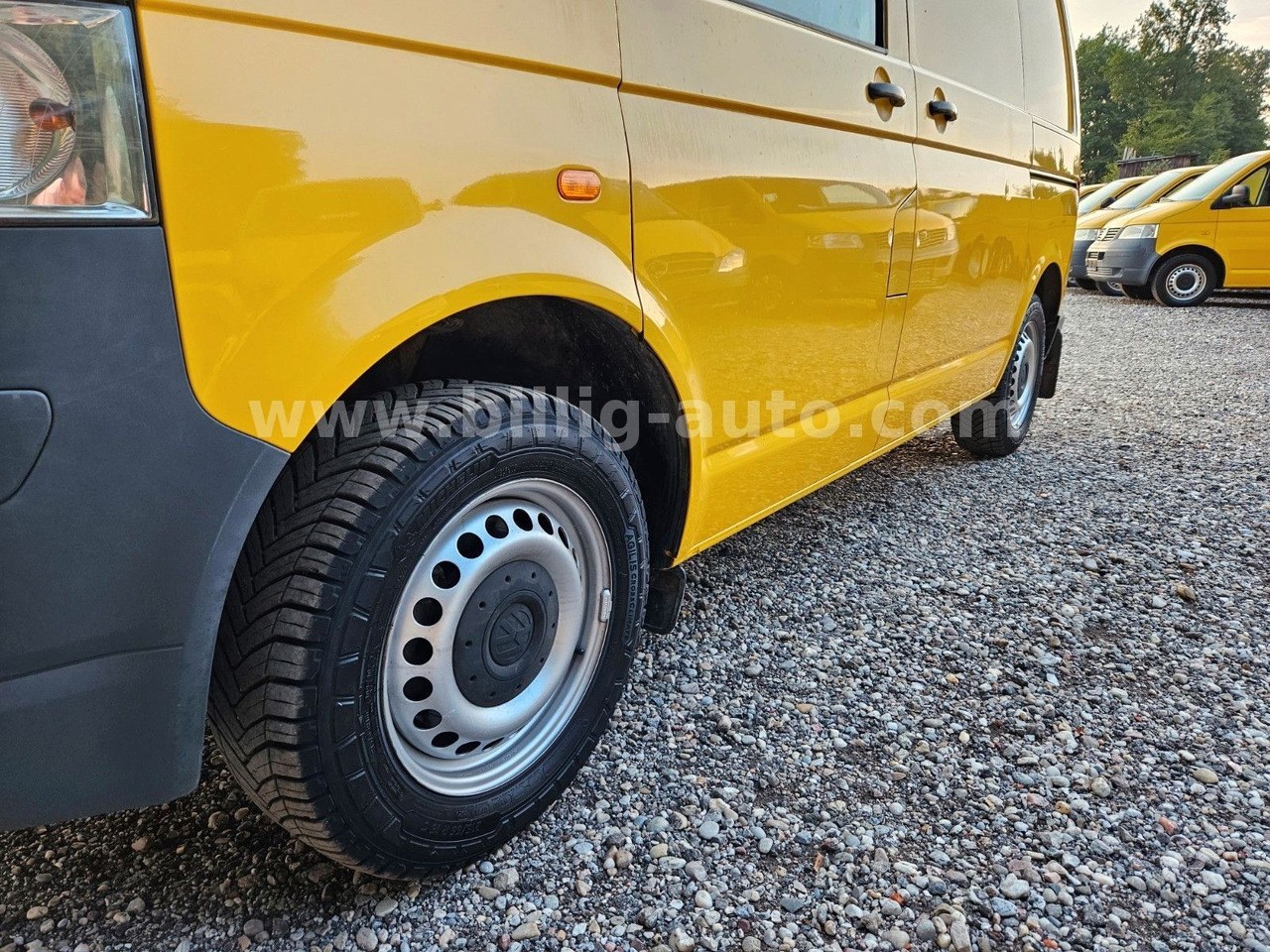 Volkswagen T5 1.9 TDI 2xSchiebetüre Scheckheft Bulli Kasten - Persontransport: bild 5 Volkswagen T5 1.9 TDI 2xSchiebetüre Scheckheft Bulli Kasten - Persontransport: bild 5