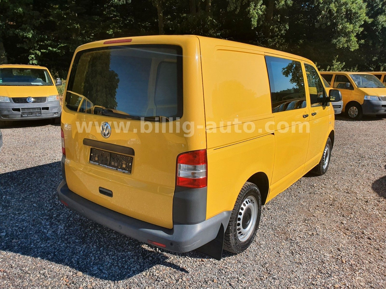 Volkswagen T5 Transporter 2.0TDI EU5*2xSchiebetüre*1.Hand* - Personbil: bild 5 Volkswagen T5 Transporter 2.0TDI EU5*2xSchiebetüre*1.Hand* - Personbil: bild 5