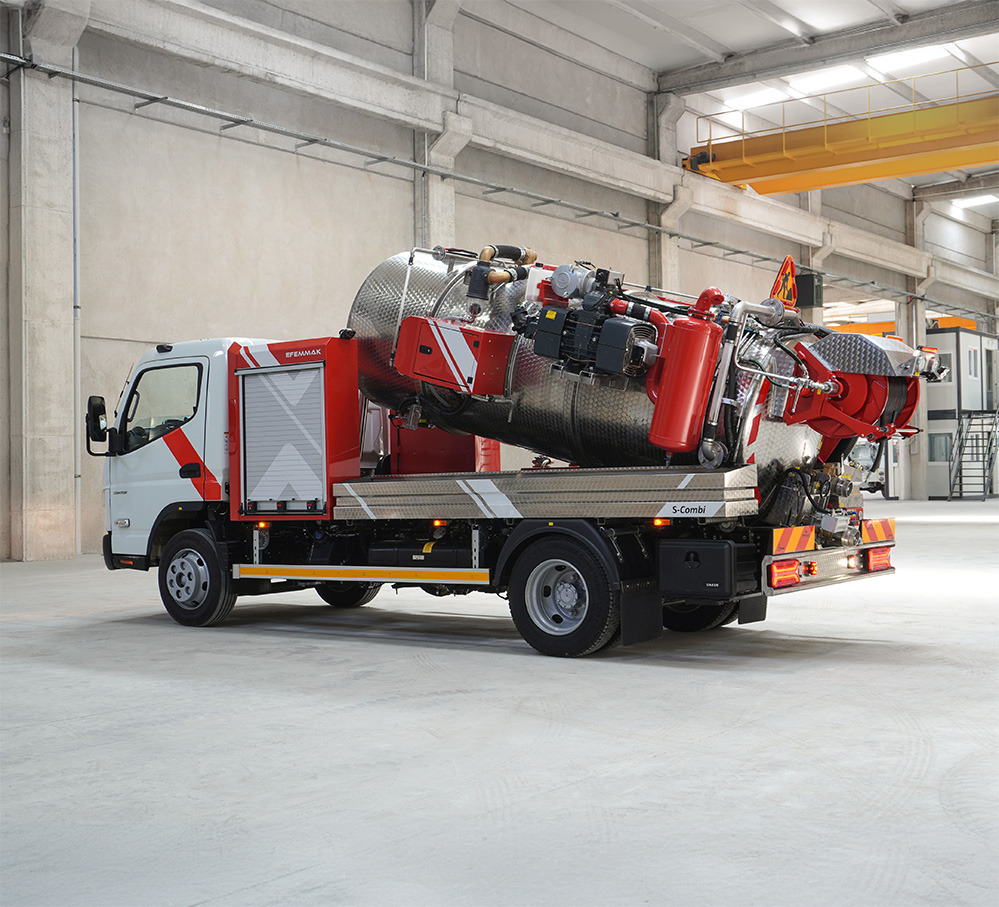 EFEMMAK S-Combi Combined Sewer Jetting And Vacuum Vehicle - Sugbil: bild 5 EFEMMAK S-Combi Combined Sewer Jetting And Vacuum Vehicle - Sugbil: bild 5