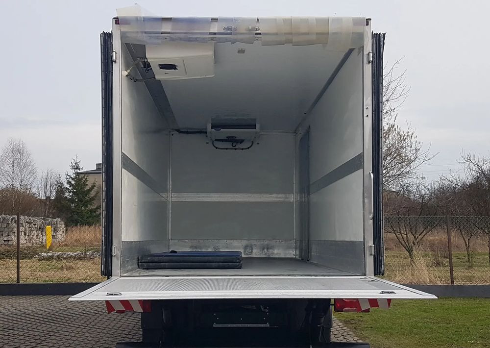 Iveco Daily 70-170 WINDA CHŁODNIA 10EP AGREGAT IZOTERMA - Kylbil lastbil: bild 5 Iveco Daily 70-170 WINDA CHŁODNIA 10EP AGREGAT IZOTERMA - Kylbil lastbil: bild 5