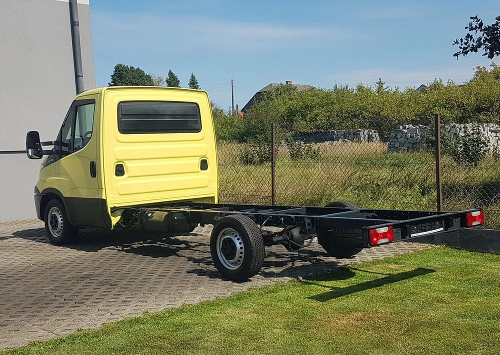 Iveco Daily PODWOZIE RAMA DO ZABUDOWY WIDELEC KLIMA 35S13 DMC 3500 KG KRAJOWY - Chassi lastbil: bild 3 Iveco Daily PODWOZIE RAMA DO ZABUDOWY WIDELEC KLIMA 35S13 DMC 3500 KG KRAJOWY - Chassi lastbil: bild 3