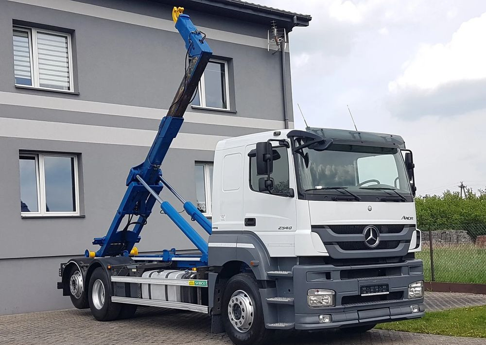 Mercedes-Benz AXOR ACTROS 2540 HAKOWIEC 3 OSIE - Lastväxlare lastbil: bild 1 Mercedes-Benz AXOR ACTROS 2540 HAKOWIEC 3 OSIE - Lastväxlare lastbil: bild 1