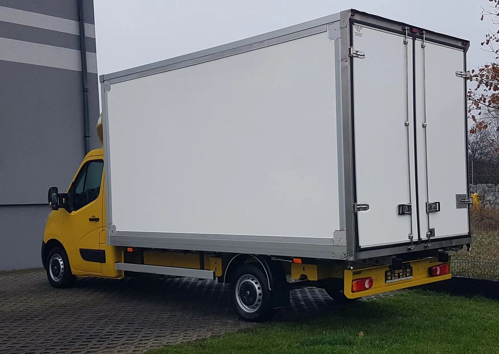 Renault MASTER KONTENER 8EP 4,21x2,23x2,22 KLIMA MANUAL KRAJOWY 6-BIEGÓW - Volymskåp: bild 3 Renault MASTER KONTENER 8EP 4,21x2,23x2,22 KLIMA MANUAL KRAJOWY 6-BIEGÓW - Volymskåp: bild 3