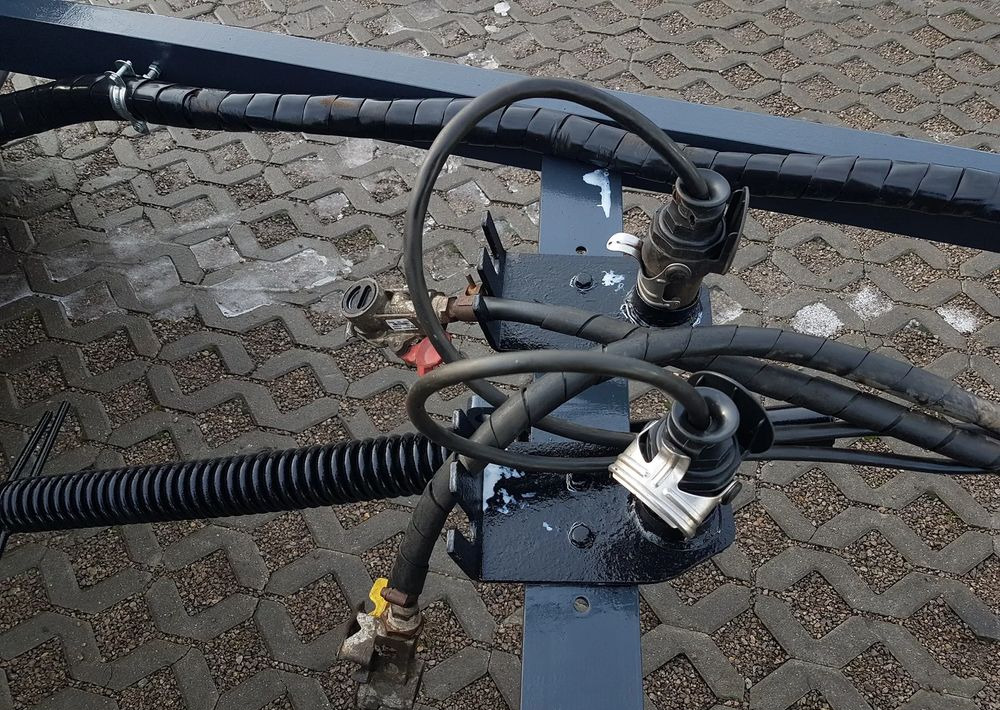 Wielton PS-2 PRZYCZEPA POD KONTENERY DO HAKOWCA 2 OSIE BLIŹNIAKI HUFFERMANN MEILLER ZASŁAW SKIBICKI - Lastväxlarsläp/ Liftdumpersläp: bild 5 Wielton PS-2 PRZYCZEPA POD KONTENERY DO HAKOWCA 2 OSIE BLIŹNIAKI HUFFERMANN MEILLER ZASŁAW SKIBICKI - Lastväxlarsläp/ Liftdumpersläp: bild 5