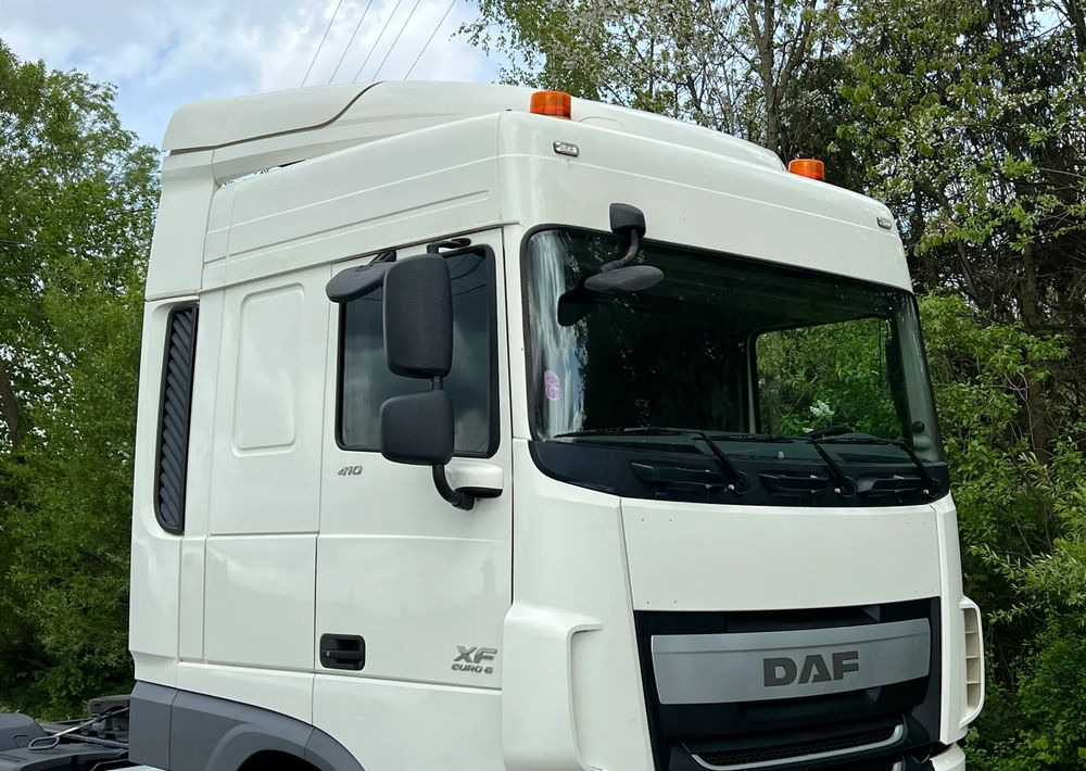 DAF *DAF XF 106 410 Euro 6 * Sprowadzony * Klima Retarder * Bardzo Dobry Stan * Ciągnik Siodłowy - Dragbil: bild 4 DAF *DAF XF 106 410 Euro 6 * Sprowadzony * Klima Retarder * Bardzo Dobry Stan * Ciągnik Siodłowy - Dragbil: bild 4