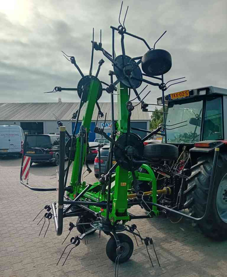 Deutz-Fahr Condimaster 6821 schudder weidebouwmachines - Hövändare: bild 2 Deutz-Fahr Condimaster 6821 schudder weidebouwmachines - Hövändare: bild 2