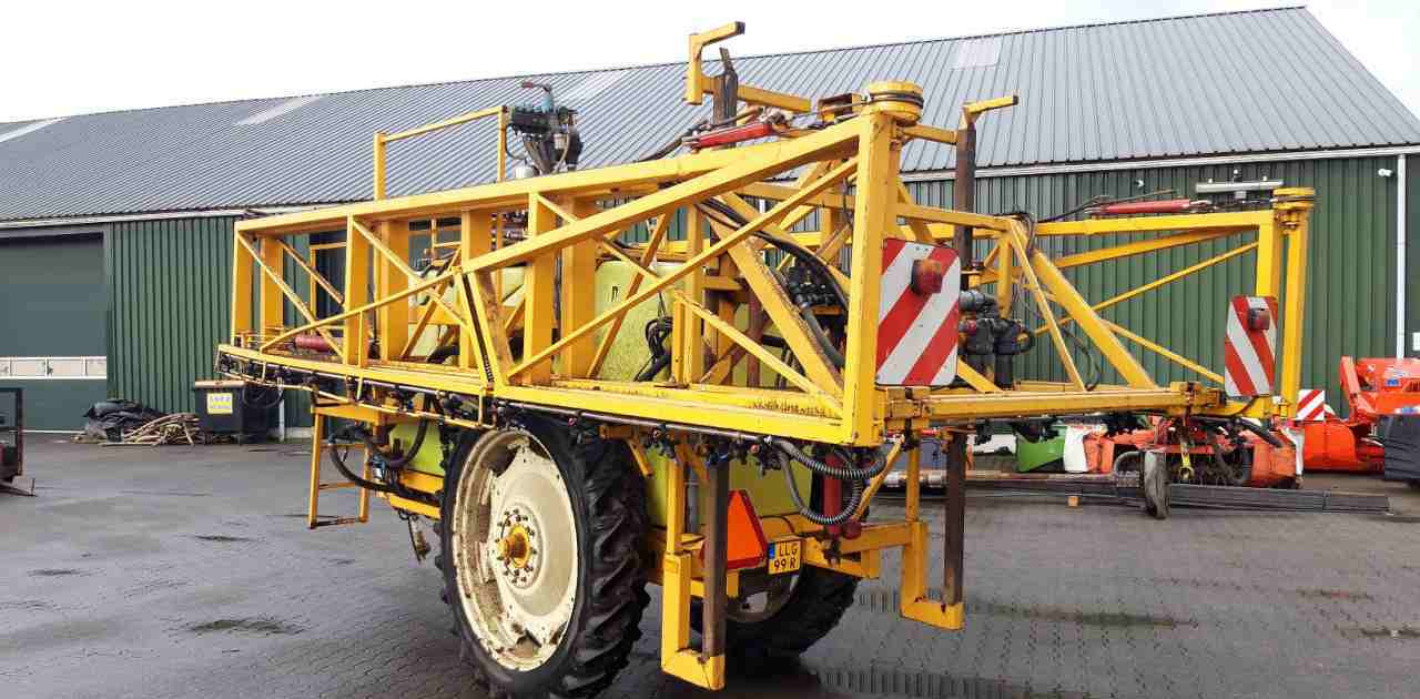 Dubex Vector 33 m. 3200 l. veldspuiten - Bogserad spruta: bild 4 Dubex Vector 33 m. 3200 l. veldspuiten - Bogserad spruta: bild 4