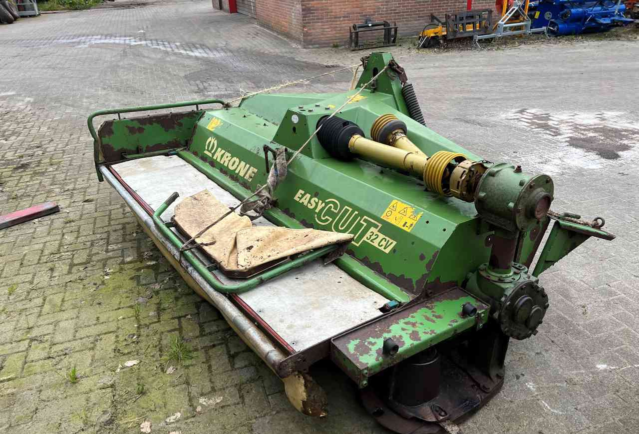 Krone Easycut 320 CV frontmaaier weidebouwmachines - Slåttermaskin: bild 2 Krone Easycut 320 CV frontmaaier weidebouwmachines - Slåttermaskin: bild 2