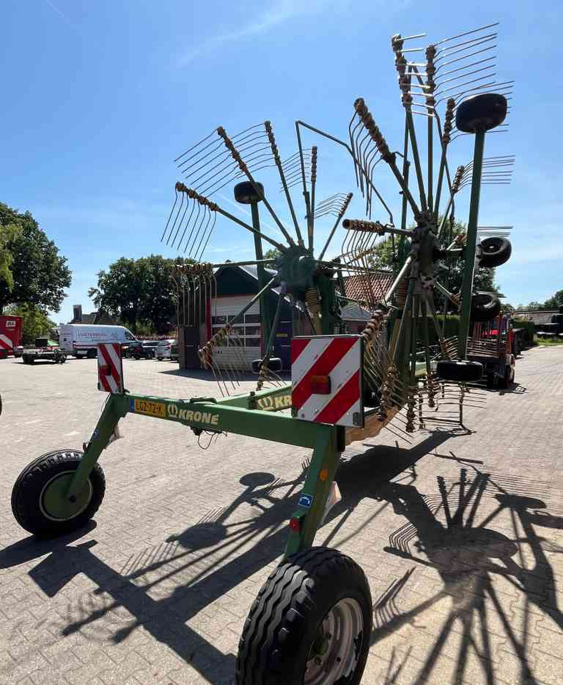 Krone Swadro 900 zwadhark weidebouwmachines - Hövändare: bild 4 Krone Swadro 900 zwadhark weidebouwmachines - Hövändare: bild 4