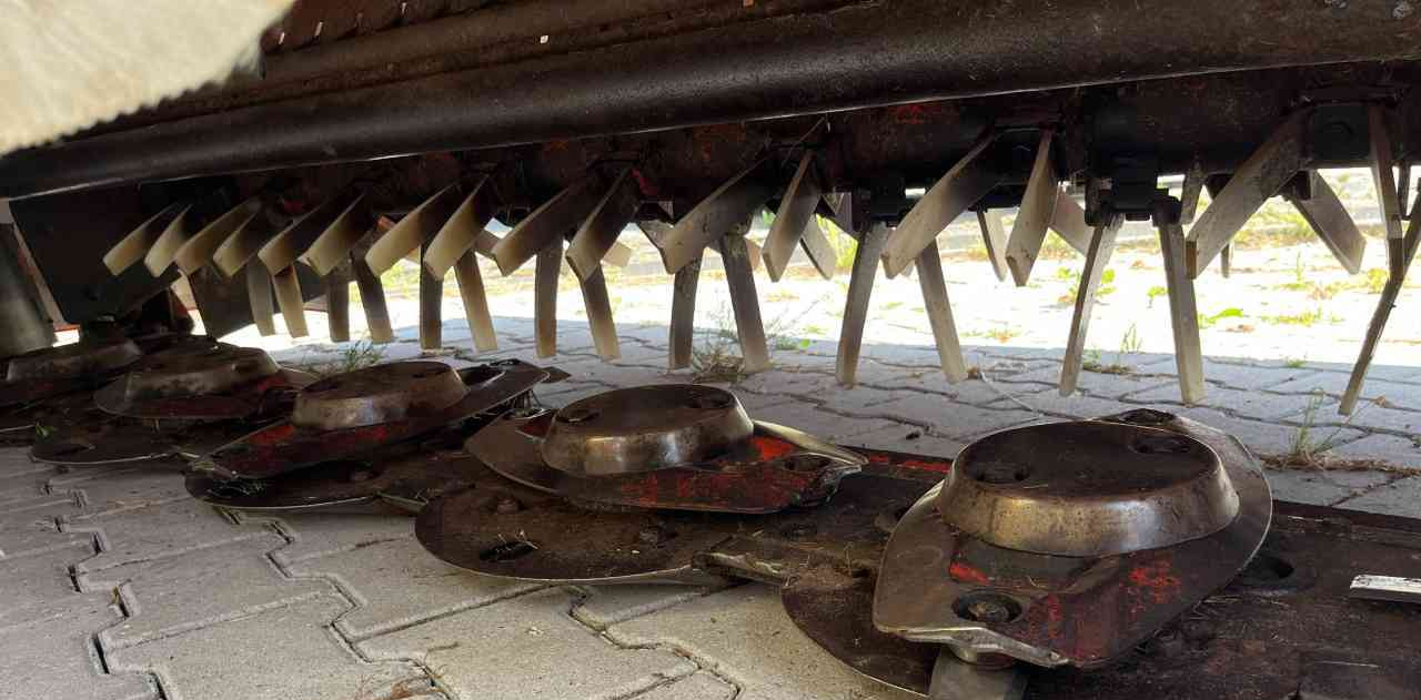 Kuhn FC283 schijvenmaaier achtermaaier weidebouwmachines - Slåttermaskin: bild 5 Kuhn FC283 schijvenmaaier achtermaaier weidebouwmachines - Slåttermaskin: bild 5