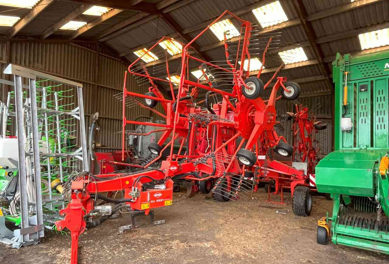 Kuhn GA 8521 zwadhark zwiller rugger rake weidebouwmachines - Hövändare: bild 1 Kuhn GA 8521 zwadhark zwiller rugger rake weidebouwmachines - Hövändare: bild 1