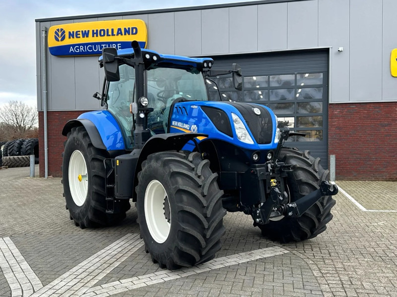 New Holland T7.245 Autocommand - Traktor: bild 2 New Holland T7.245 Autocommand - Traktor: bild 2