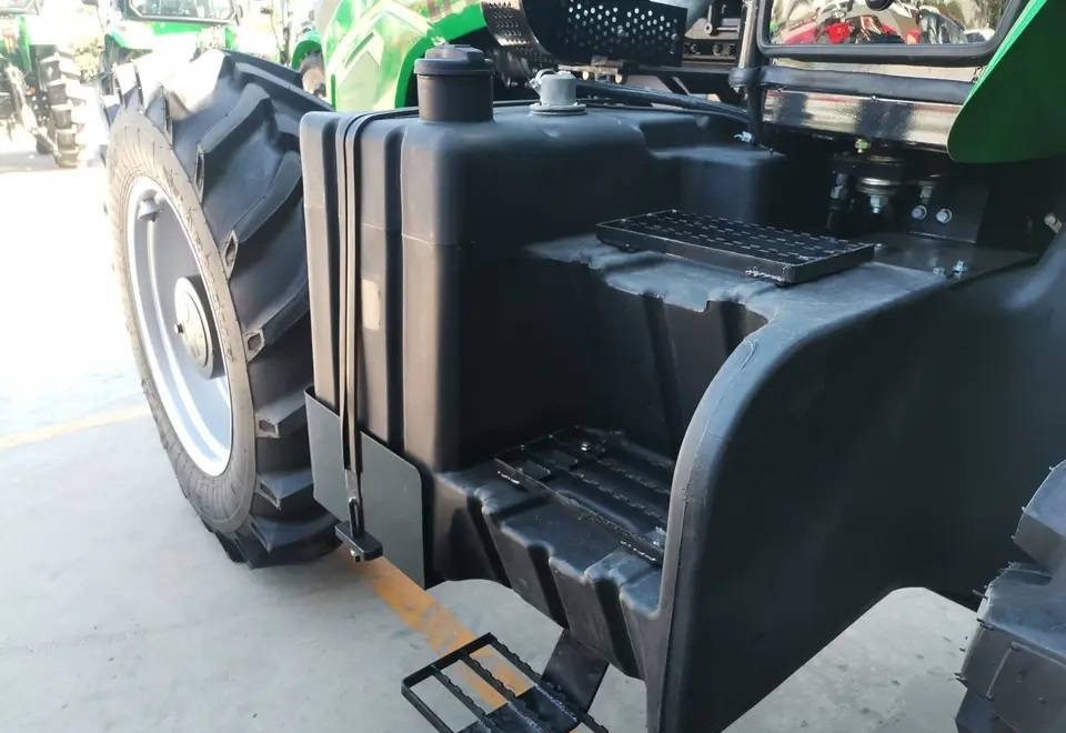 Ny Traktor NEW MAXUS 200 HP 4x4 Tractor Warranty up to 10 YEARS НОВИЙ MAXUS 200 К.с. Трактор 4x4 Гарантія до 10 РОКІВ NOWY MAXUS 200 KM Ciągnik 4x4 Gwarancja do 10 LAT: bild 6