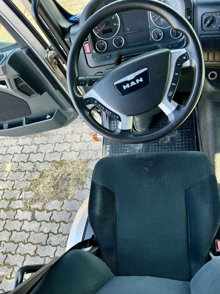 Biltransportbil lastbil MAN TGL 8.220  BL 8.220: bild 14