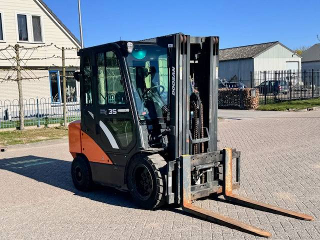 Doosan D35c Pro-7 - Dieseltruck: bild 4 Doosan D35c Pro-7 - Dieseltruck: bild 4