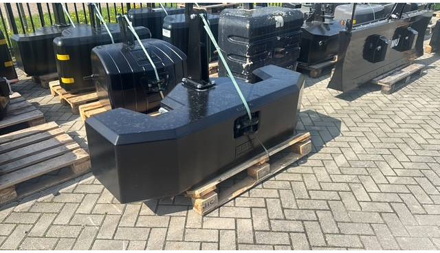 Gewichtenblok 1800 KG Ertscomposiet - Reservdelar för Lantbruksmaskiner: bild 2 Gewichtenblok 1800 KG Ertscomposiet - Reservdelar för Lantbruksmaskiner: bild 2
