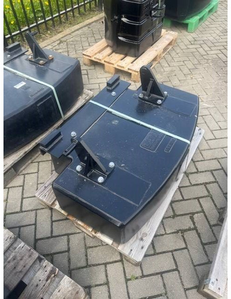 Gewichtenblok 600 KG achtergewicht , Rearweight - Reservdelar för Lantbruksmaskiner: bild 4 Gewichtenblok 600 KG achtergewicht , Rearweight - Reservdelar för Lantbruksmaskiner: bild 4