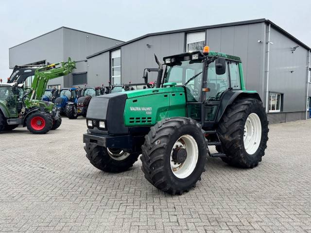 Valtra 8350 Hitech - Traktor: bild 3 Valtra 8350 Hitech - Traktor: bild 3