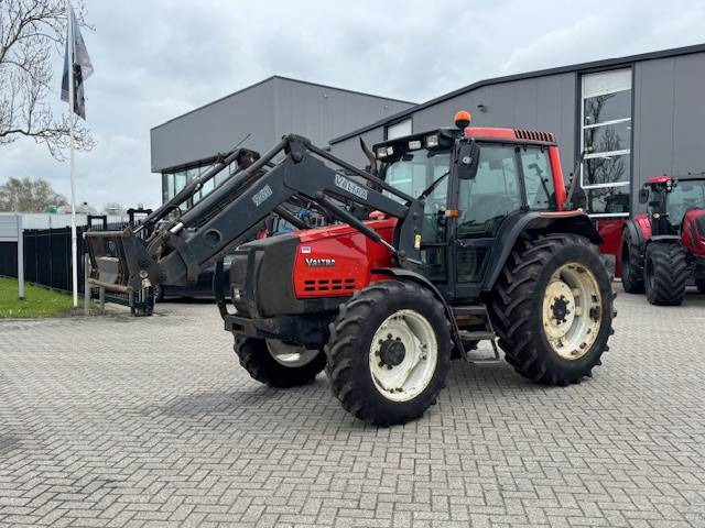 Valtra Valmet 6650 Hitech, voorlader, vloeistofkoppeling - Traktor: bild 5 Valtra Valmet 6650 Hitech, voorlader, vloeistofkoppeling - Traktor: bild 5