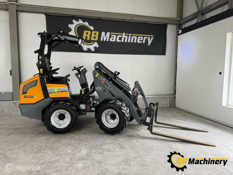 Giant G2200E - Hjullastare: bild 1 Giant G2200E - Hjullastare: bild 1
