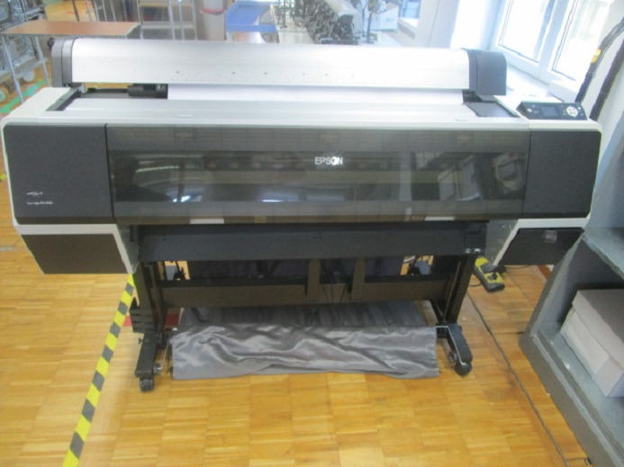 EPSON STYLUS PRO 9700 - Digital tryckmaskin: bild 2 EPSON STYLUS PRO 9700 - Digital tryckmaskin: bild 2