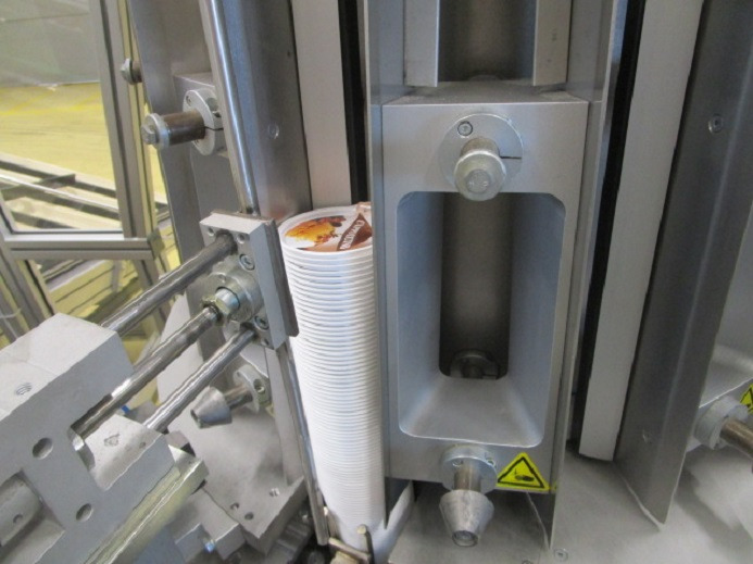 DECKEL ETIKETTIER ANLAGE SCHLEUTER GU 2 DU (RUNDLÄUFER) MIT LÖFFELEINLEGESTATION RNA SRC-N-630-1R - Industrimaskin: bild 5 DECKEL ETIKETTIER ANLAGE SCHLEUTER GU 2 DU (RUNDLÄUFER) MIT LÖFFELEINLEGESTATION RNA SRC-N-630-1R - Industrimaskin: bild 5