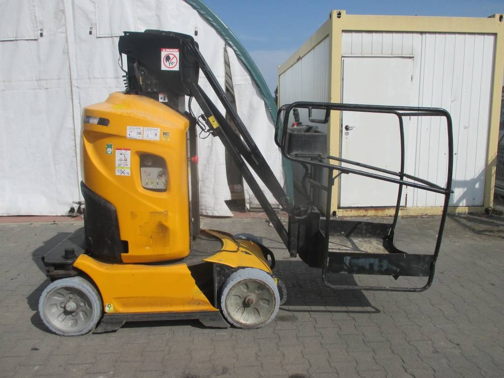 Manitou 100 VJR - Pelarlift: bild 1 Manitou 100 VJR - Pelarlift: bild 1