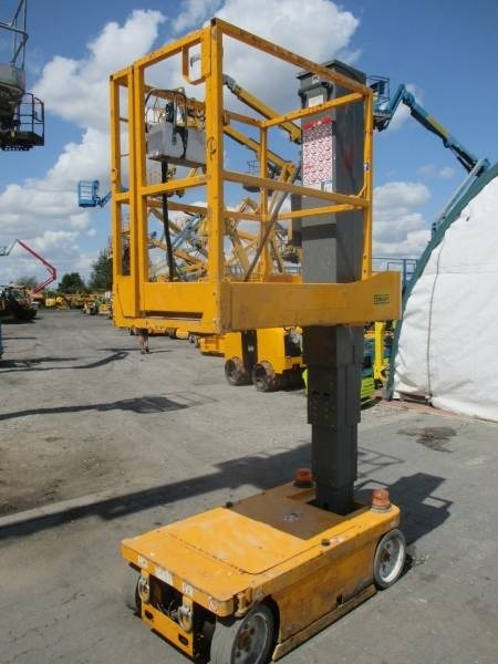 SkyJack SJ 12 - Pelarlift: bild 2 SkyJack SJ 12 - Pelarlift: bild 2