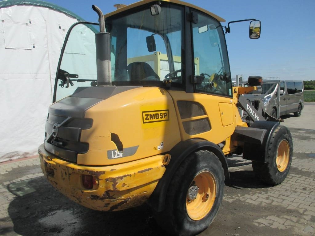 Volvo L 25 F - Hjullastare: bild 2 Volvo L 25 F - Hjullastare: bild 2