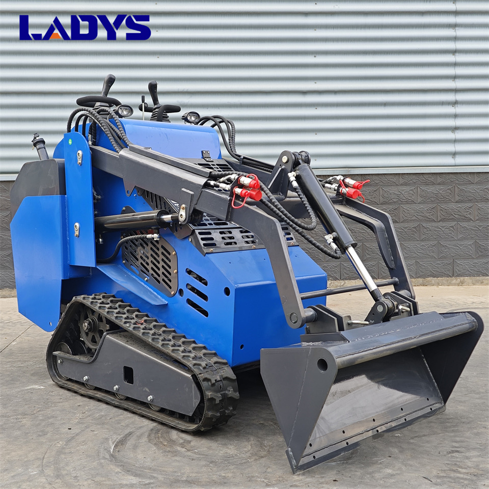 LADYS Free Shipping Mini Skid Steer Loader Compact Track Electric/Diesel Chinese Mini Skid Steer Loader For Sale With Mini Skid Steer Attachments 4 In 1 Bucket - Kompaktlastare/ Slirstyrda lastare: bild 3 LADYS Free Shipping Mini Skid Steer Loader Compact Track Electric/Diesel Chinese Mini Skid Steer Loader For Sale With Mini Skid Steer Attachments 4 In 1 Bucket - Kompaktlastare/ Slirstyrda lastare: bild 3