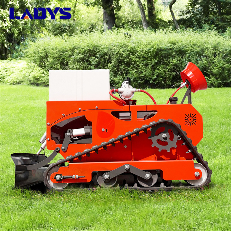 LADYS LD1000 Multi-function remote control lawn mower Track crawler gasoline gas All-terrain Agricultural Sprayers Pesticide spraying lawn mower for sale - Gräsklippare: bild 3 LADYS LD1000 Multi-function remote control lawn mower Track crawler gasoline gas All-terrain Agricultural Sprayers Pesticide spraying lawn mower for sale - Gräsklippare: bild 3