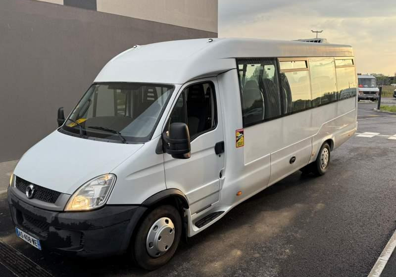 Iveco Daily DURISOTTI / 28miejsc - Förortsbuss: bild 1 Iveco Daily DURISOTTI / 28miejsc - Förortsbuss: bild 1