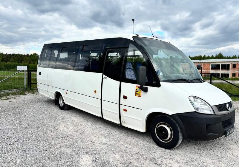 Iveco Indcar Wing euro 5 - Förortsbuss: bild 4 Iveco Indcar Wing euro 5 - Förortsbuss: bild 4