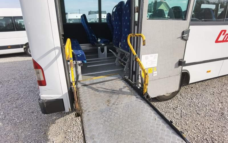 Förortsbuss Mercedes-Benz Vario 813D miejsc 31+12 289tys km Winda: bild 7