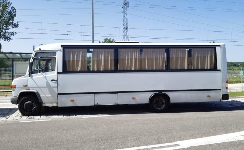 Mercedes-Benz Vario 814D 38+15 - Förortsbuss: bild 3 Mercedes-Benz Vario 814D 38+15 - Förortsbuss: bild 3