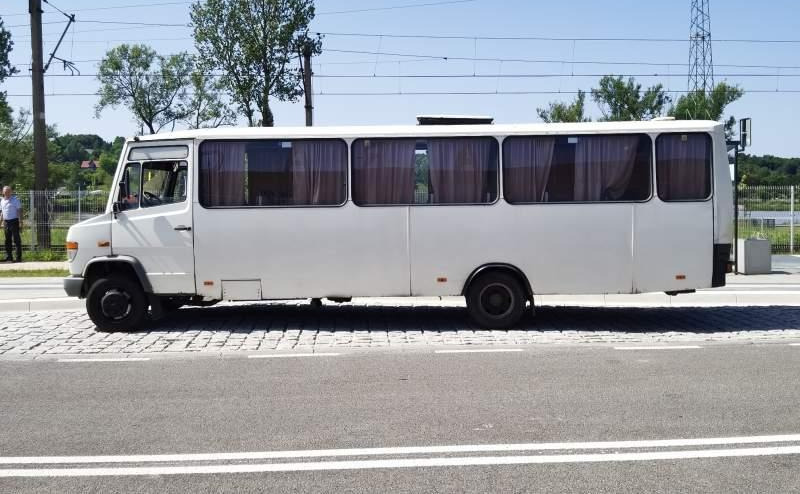 Mercedes-Benz Vario 814D 39+12 - Förortsbuss: bild 5 Mercedes-Benz Vario 814D 39+12 - Förortsbuss: bild 5