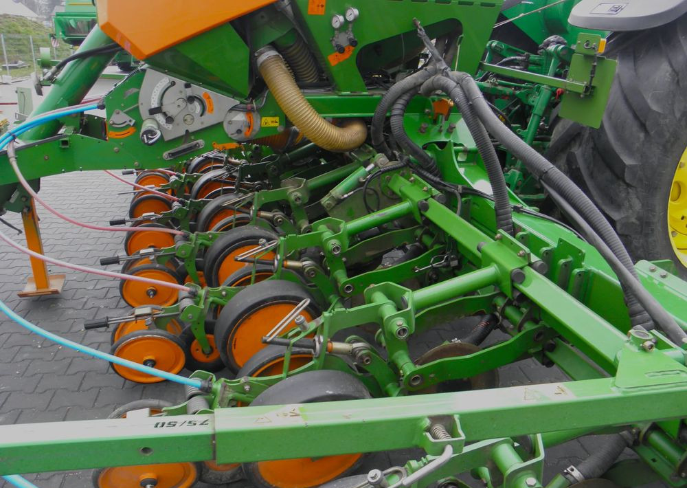 Amazone EDX 6000-2C Xpress 8 rzedowy, Nie Malowany, Stan Bardzo Dobry - Såmaskin: bild 3 Amazone EDX 6000-2C Xpress 8 rzedowy, Nie Malowany, Stan Bardzo Dobry - Såmaskin: bild 3