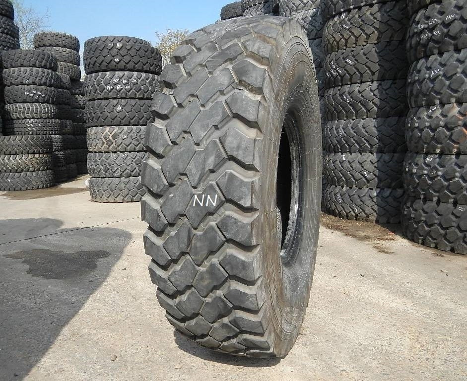 Continental 14.00R20 HCS - USED NN 95% - Däck för Lastbil: bild 1 Continental 14.00R20 HCS - USED NN 95% - Däck för Lastbil: bild 1