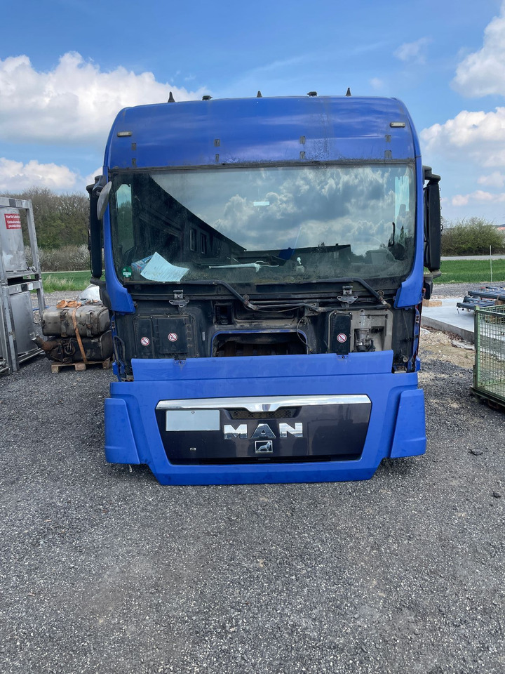 MAN Kabine MAN TGX 18.400 Euro 5 Bj. 2008 Fahrerhaus - Hytt och interiör för Lastbil: bild 1 MAN Kabine MAN TGX 18.400 Euro 5 Bj. 2008 Fahrerhaus - Hytt och interiör för Lastbil: bild 1