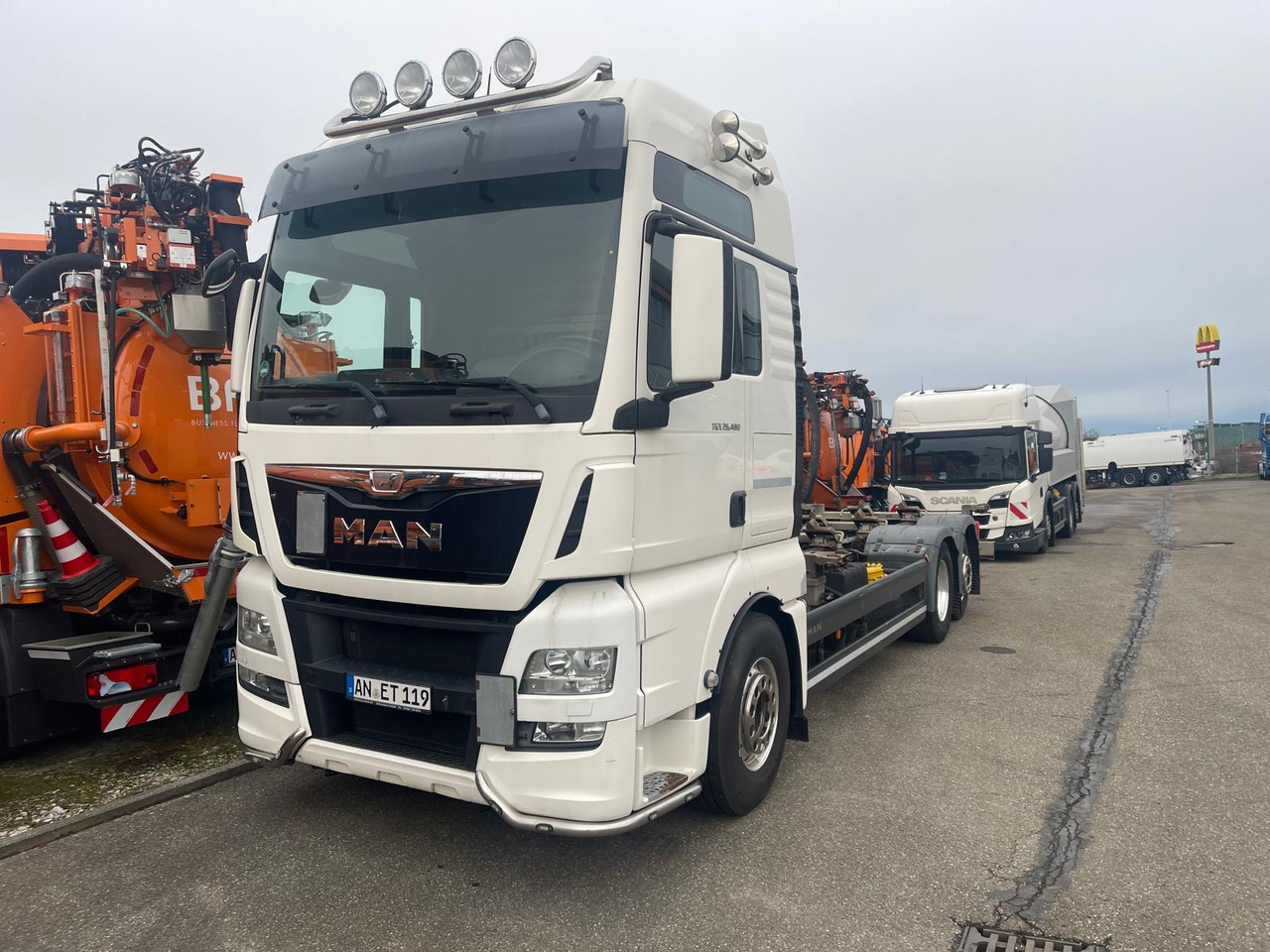 MAN TGX 26.480 6x2 LL * Wechselbrücke * EURO 6 * Schiebedach * GERMAN TRUCK - Dragbil: bild 1 MAN TGX 26.480 6x2 LL * Wechselbrücke * EURO 6 * Schiebedach * GERMAN TRUCK - Dragbil: bild 1