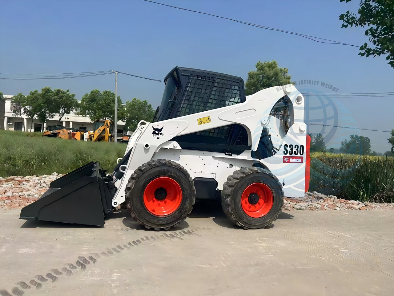 BOBCAT 330 - Kompaktlastare/ Slirstyrda lastare: bild 2 BOBCAT 330 - Kompaktlastare/ Slirstyrda lastare: bild 2