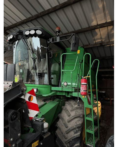 JOHN DEERE T560 - Skördetröska: bild 1 JOHN DEERE T560 - Skördetröska: bild 1