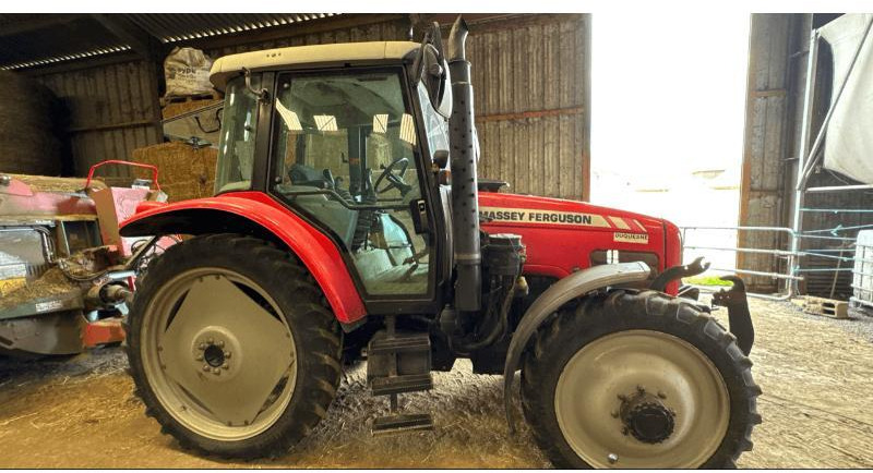 MASSEY-FERGUSON 5460 - Traktor: bild 1 MASSEY-FERGUSON 5460 - Traktor: bild 1